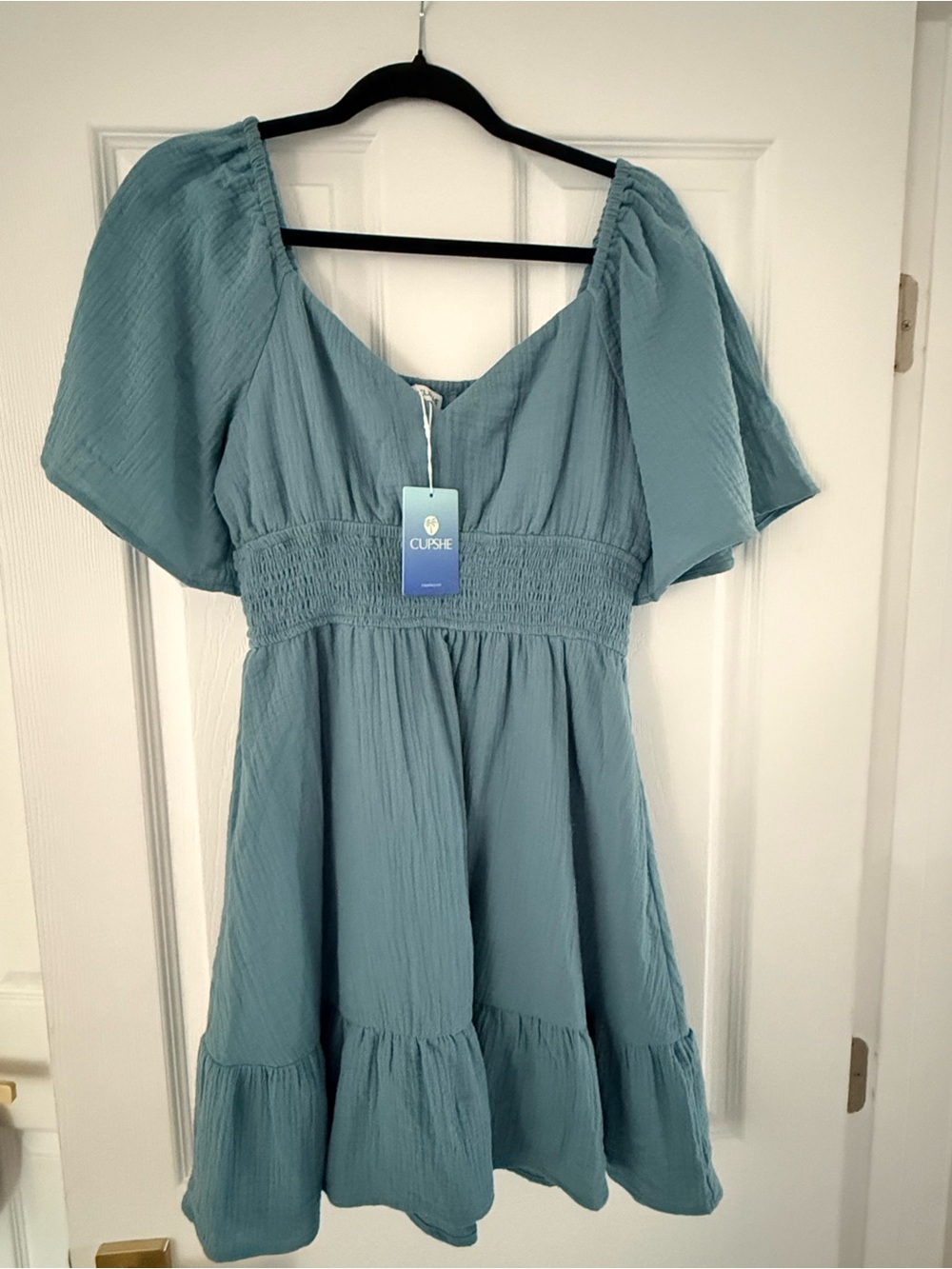 Cupshe V-Neck Smocked Mini Dress - Picture 6 of 8